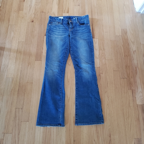 GAP Denim - Gap Perfect Bootcut Jeans - size 27